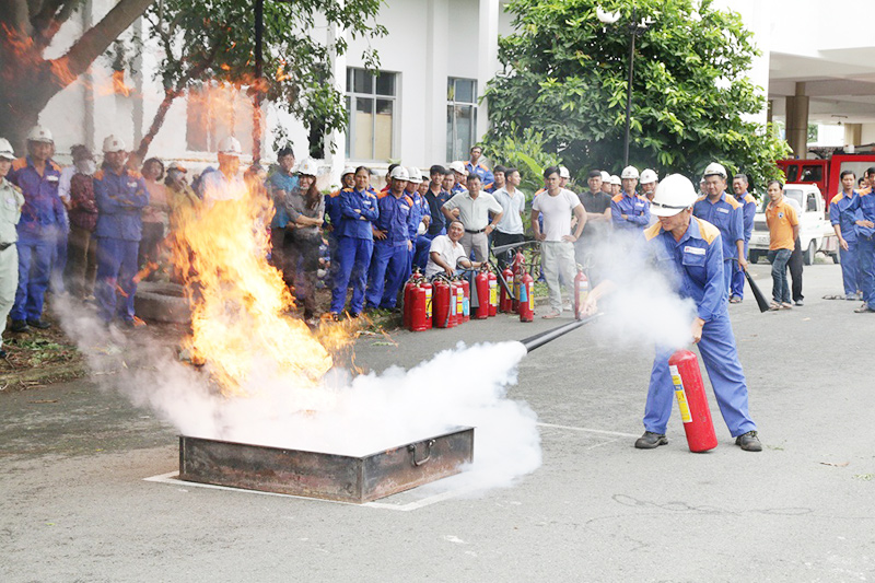 Các thực trạng PCCC hiện này, tầm quan trọng của máy bơm pccc và mua ở đâu thì uy tín mà giá tốt nhất.