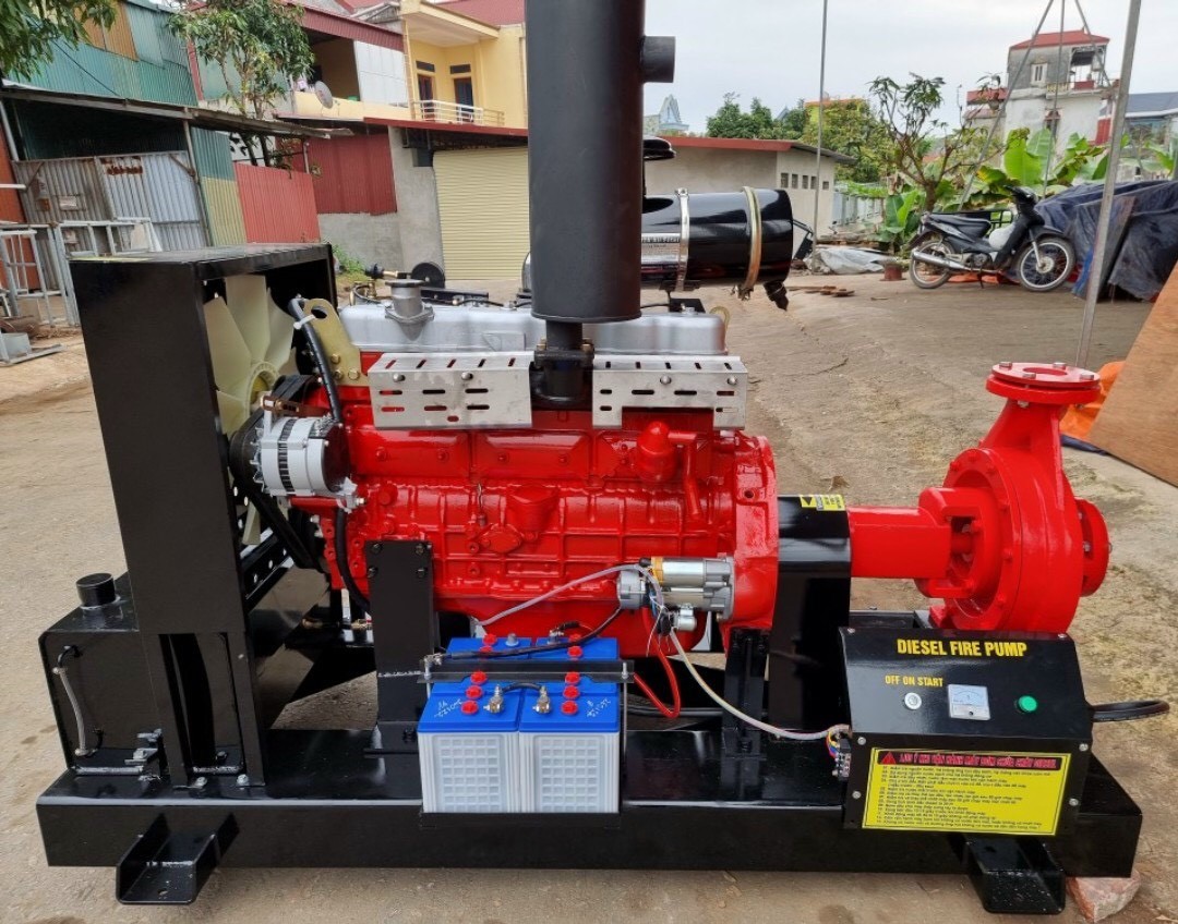 MÁY BƠM ĐỘNG CƠ DIESEL CÔNG SUẤT :  200KW